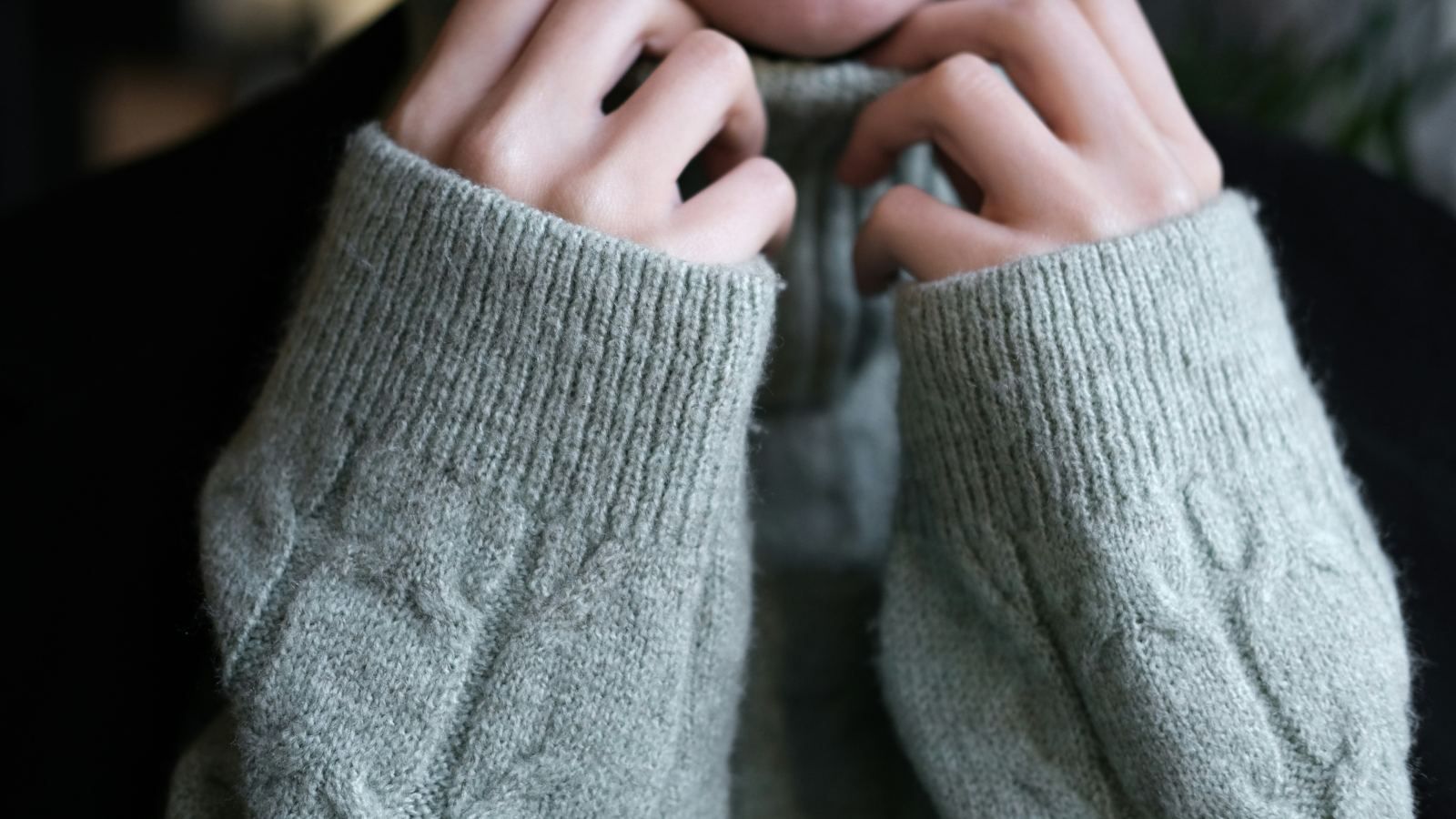 why are my hands and feet always cold